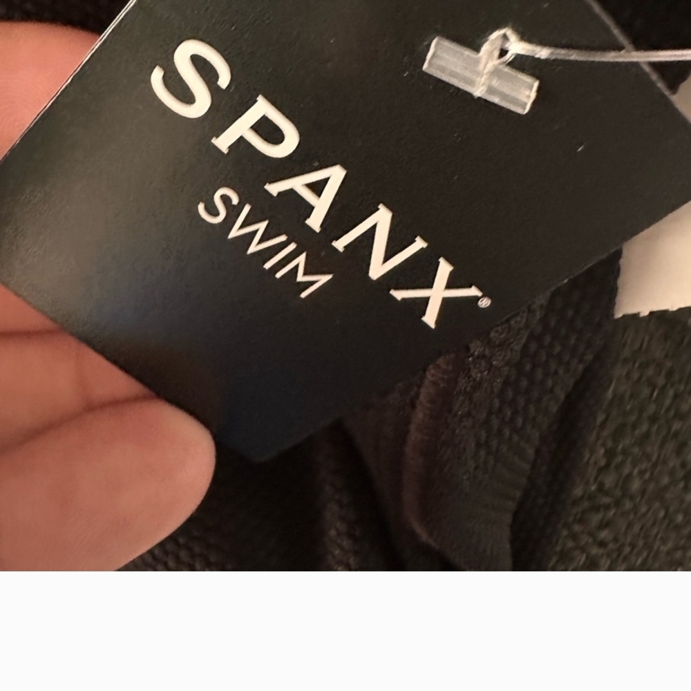 SPANX Shaping Piqué Swim Dress - Picture 5 of 7